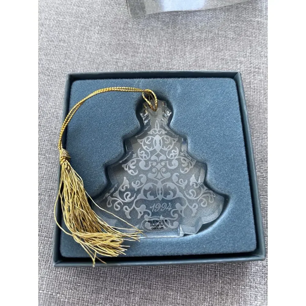 Lenox 1994 Annual Crystal Tree Ornament Scroll Design Made in Germany w/ Box
